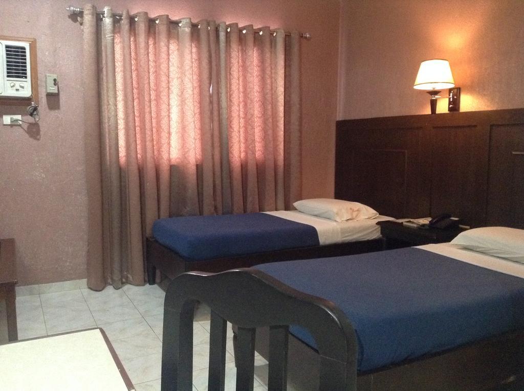Miami Inn Кагаян де Оро Екстериор снимка