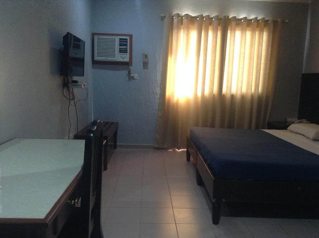 Miami Inn Кагаян де Оро Екстериор снимка