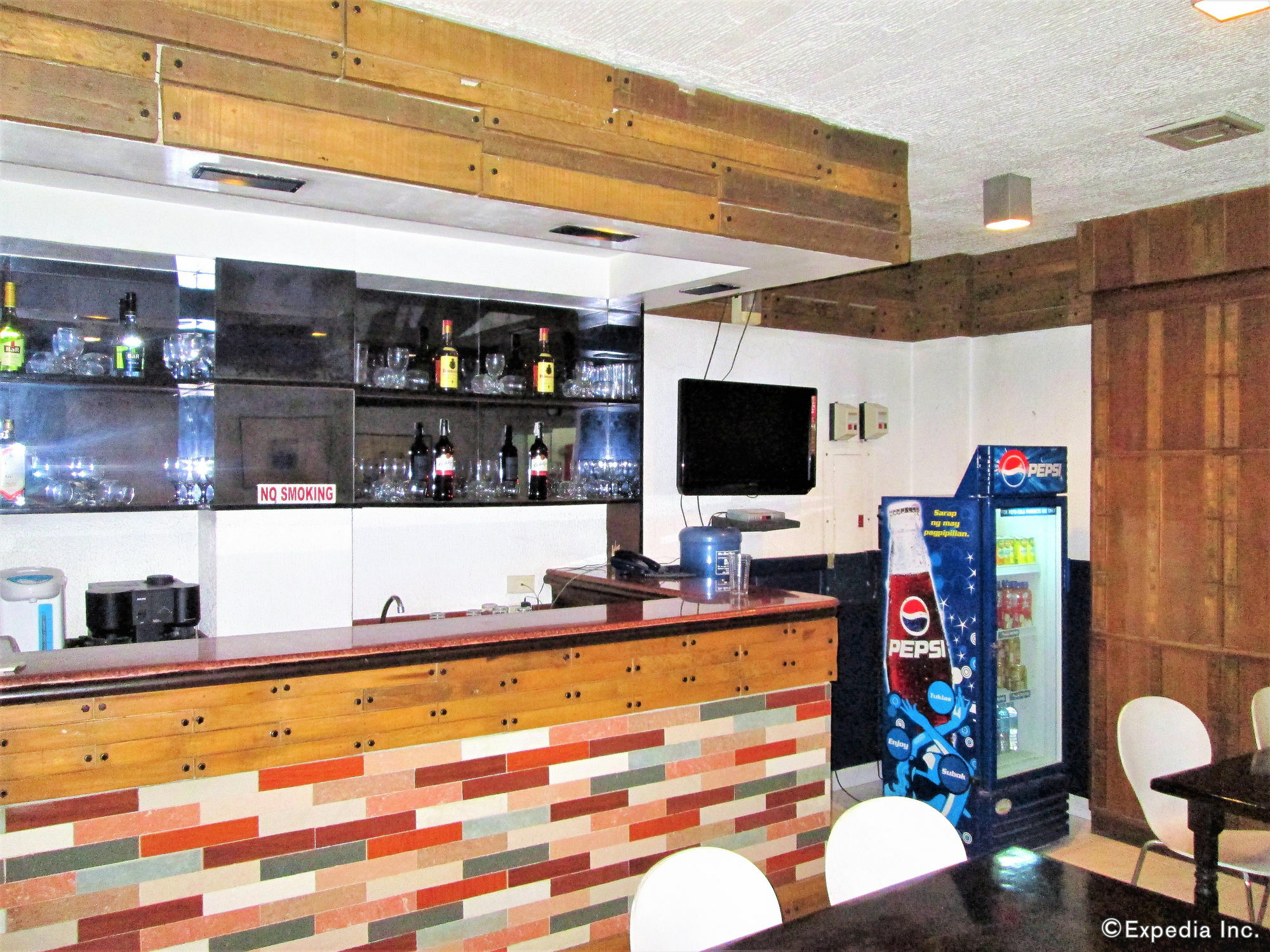 Miami Inn Кагаян де Оро Екстериор снимка